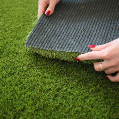 Dossier et fibres du gazon synthétique haut de gamme Plénitude - 45mm, dense et facile à poser