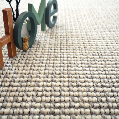 Tapis sur mesure Laine et sisal Caloundra grosses boucles crème - gros plan