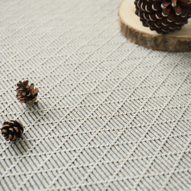 Tapis intérieur / extérieur Timika blanc craie galon noir - zoom