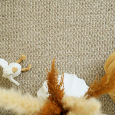 Tapis sur mesure en sisal naturel Terralys Chanvre fibres végétales dans une ambiance déco chaleureuse