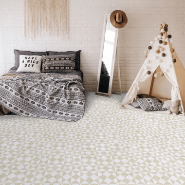Chambre enfant bohème habillée du Sol Vinyle Textile - Relief 3D - Carrelage scandinave géométrique - Nude, ambiance douce et graphique
