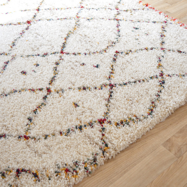 Tapis motif Berbère Pharak - vue de loin