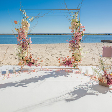 Moquette filmée Stand Event Blanc, décoration de sol pour réception chic ou soirée VIP