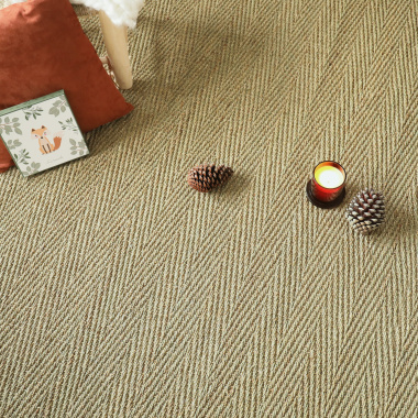 Tapis sur mesure Jonc de mer Assam chevron - vue de loin