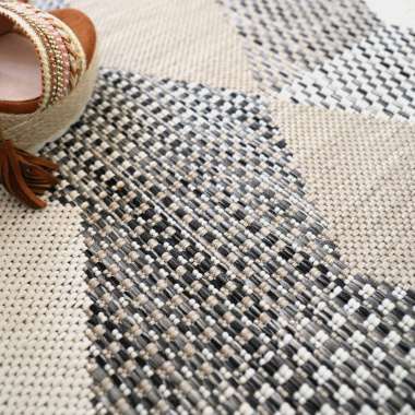 Tapis graphique Essenza Marron - Cubes 3D - gros plan