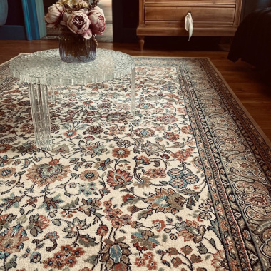Tapis traditionnel floral Mamie in love Corail doux, tapis vintage revisité au style romantique et tendance