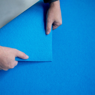 Vue sur l'envers de la moquette Orotex Revexpo Bleu Clair