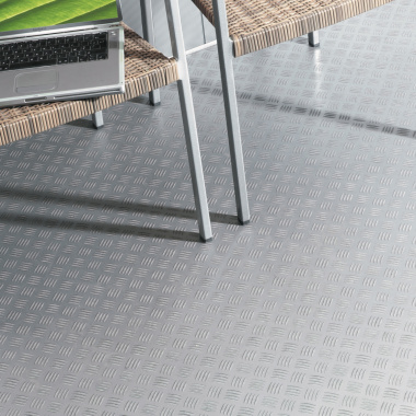 Sol Vinyle First - imitation tôle métallique Grain de Riz - Vue de près