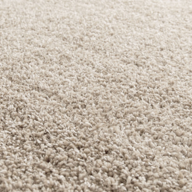 Moquette épaisse Back70 Shaggy beige, longues mèches moelleuses et texture rétro chaleureuse