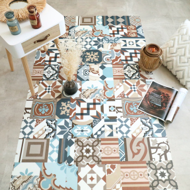 Ambiance chaleureuse avec dalles clipsables vinyle Mix and Match - Pose sans colle