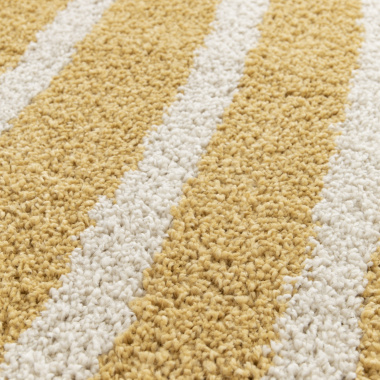 Tapis à poils longs Rainbow jaune - gros plan