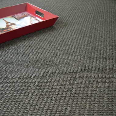 Tapis Sisal Quintana anthracite ganse coton anthracite - Vue de près