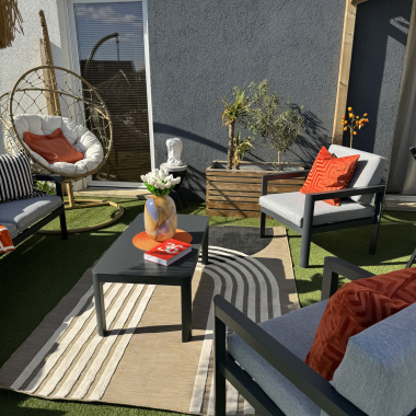 Tapis intérieur et extérieur en relief Luna beige et noir - partenariat