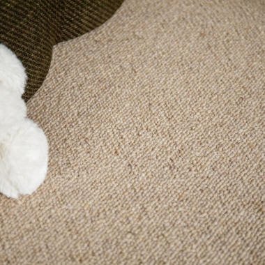 Revêtement en pure laine vierge bouclée Mallow beige – sol naturel et raffiné