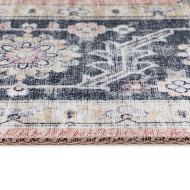 Tapis doux à motif oriental - Yasmine - Bleu nuit et rose - vue de près