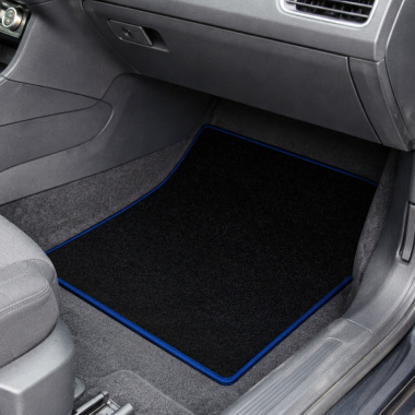 Tapis de coffre et tapis de sol voiture au mètre - Noir protégeant la zone conducteur soumise aux passages répétés