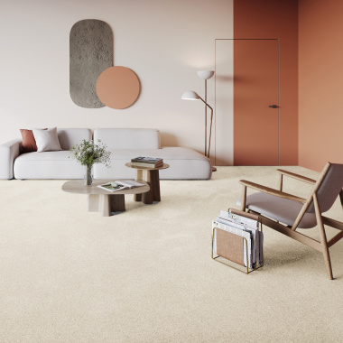 Ambiance salon design avec tapis sur mesure Re-life en polyester recyclé Vanille