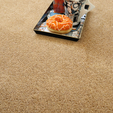 Tapis sur mesure en polyester recyclé Re-cycle camel - zoom