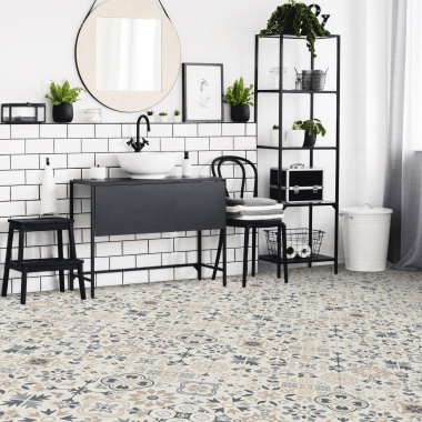 Salle de bain contemporaine avec Sol Vinyle Textile – Relief 3D – Carreaux de ciment Capucine crème, motifs décoratifs ton sur ton