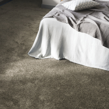 Moquette velours Feelings Balsan marron opium - chambre