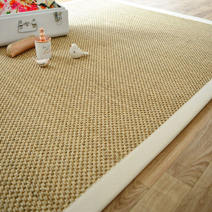 Tapis sisal Kidara naturel ganse cru