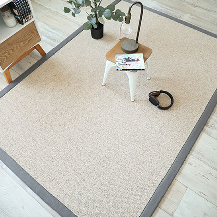 Tapis naturel en pure laine Latoon grge ganse grise