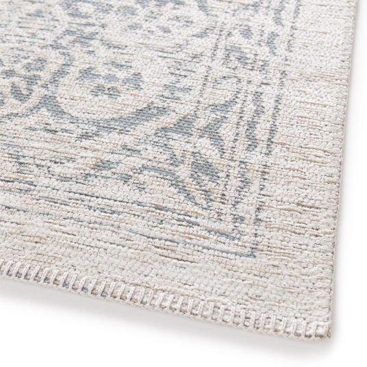Tapis à motif oriental en tissu chenille recyclé Camélia gris - coin