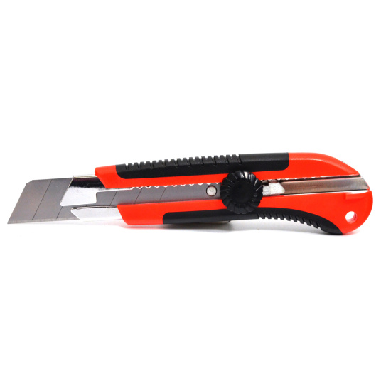 Cutter professionnel 25 mm bi-matière avec molette de blocage