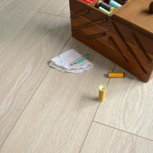 Parquet flottant Stratifié KronoSwiss Noblesse V4 Chêne Strasbourg 5G