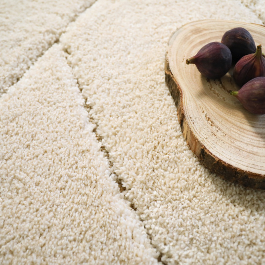 Tapis de salon en relief - Sweet home - Ligne écru et crème - gros plan