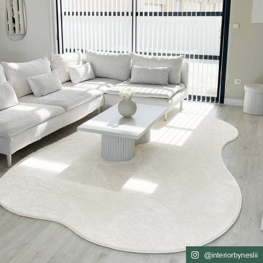 Tapis forme organique - Influence blanc crème - partenariat