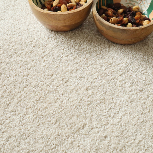 Moquette Lumicolor beige clair, doux et lumineux, parfait pour un intérieur naturel