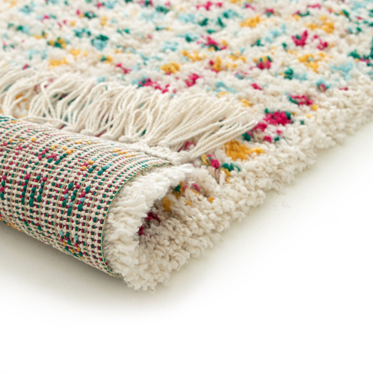 Finition du Tapis motif berbère Tribus du désert Multicolore, franges nouées et trame colorée