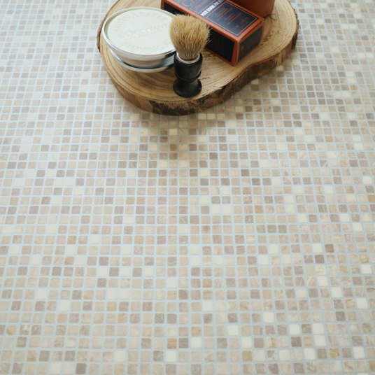 Sol Vinyle envers textile carrelage mosaïque beige - vue de près