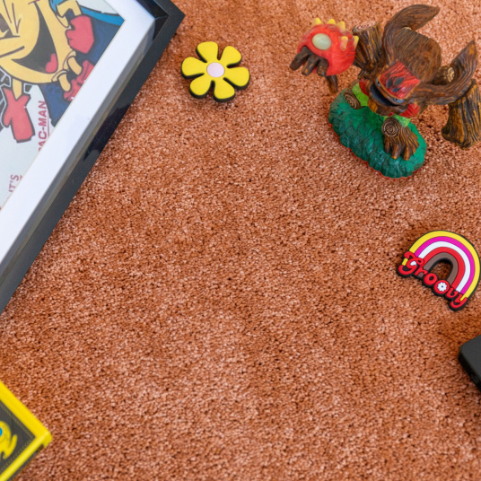 Tapis sur mesure ultra doux Kawaii - Corail mettant en valeur la finesse de ses fibres et son coloris lumineux
