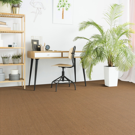 Moquette coco Delhi Panama en situation, pièce de travail déco naturelle