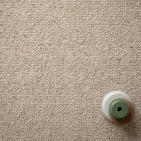 Sol textile laine Latoon grège – esthétique douce et texture bouclée