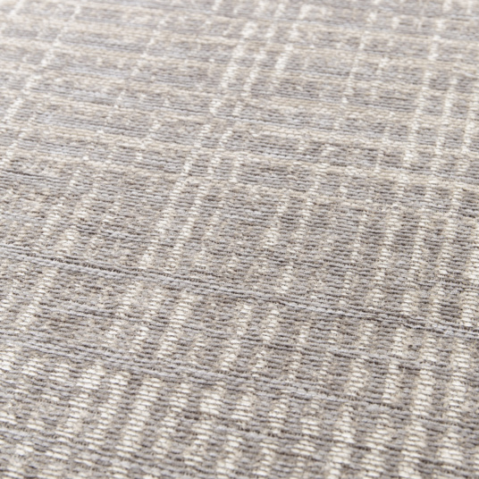 Tapis souple en tissu chenille recyclé Gaspard crème et grège - gros plan