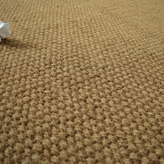Tapis Coco Delhi panama, texture végétale au relief marqué et à l'aspect authentique