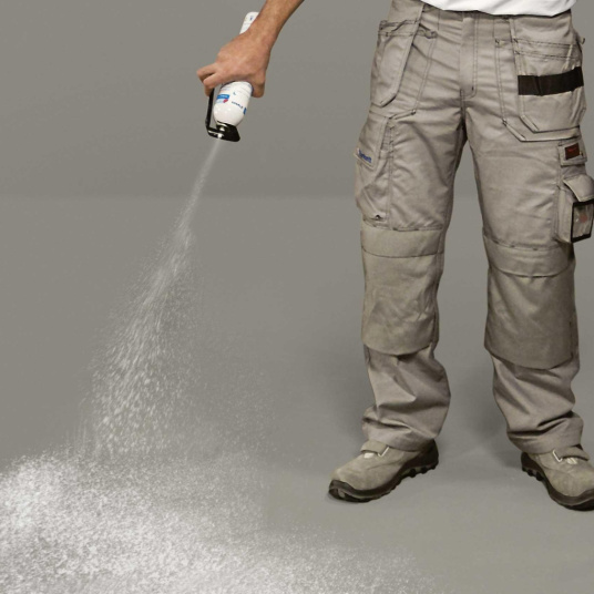 Colle acrylique en aérosol pour sol PVC à usage résidentiel - Exemple d'utilisation