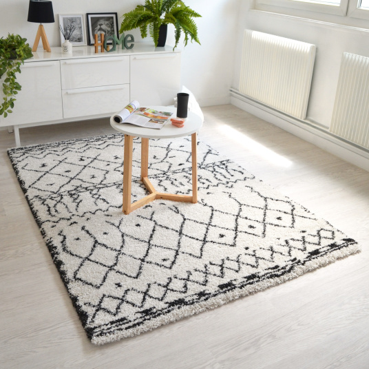 Tapis motif Berbère Dharan Clair - Vue de loin