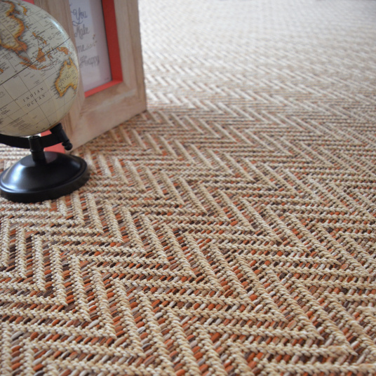 Tapis tissé plat Java Chevron nature ganse coton marron - salon