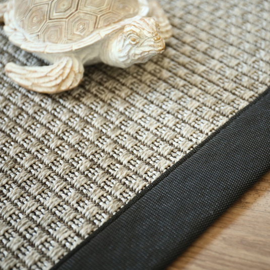 Tapis Natté Sumatra Silver - Ganse coton noir - tranche