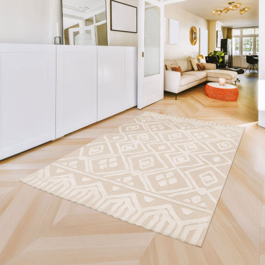 Tapis extérieur et intérieur crème à motifs ethniques Brasilia, entre modernité, évasion et convivialité