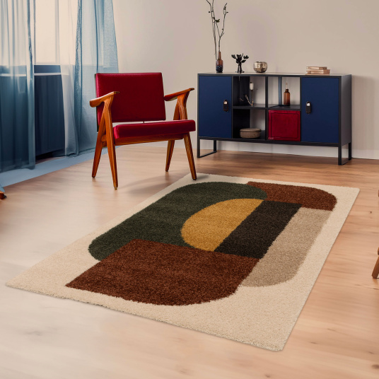 Le tapis style berbère Terre ancestrale Vert kaki, terracotta dans un salon déco