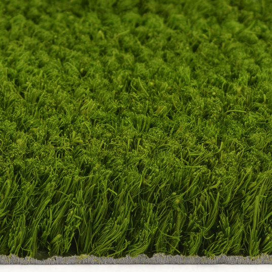 Zoom sur les fibres épaisses de 23 mm du tapis coco vert pomme – brossage efficace