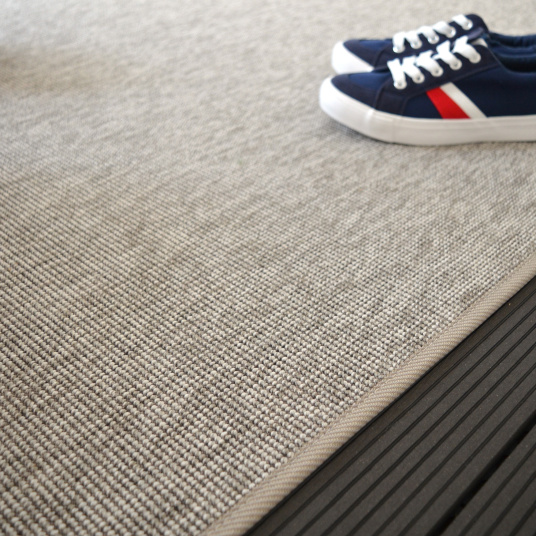 Tapis intérieur / extérieur Mahé silver galon beige - Macro tranche