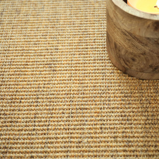 Détail fibres sisal Yucatan tons chaume lumineux