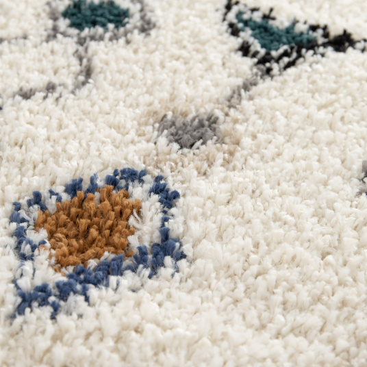 Tapis motif berbère à franges - Empreinte du désert - Bleu touareg, camel - gros plan