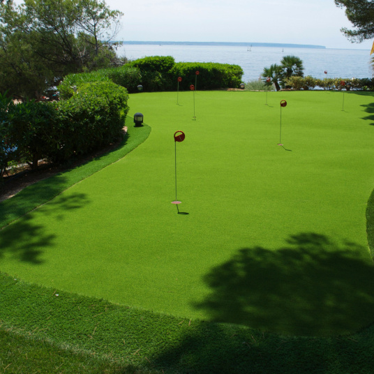 Green en gazon synthétique Putting Green 13 mm vue mer entraînement de golf